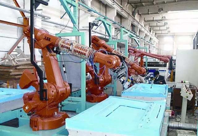 還在“佛系”手工噴涂？“仙系”手把手示教機(jī)器人已經(jīng)駕臨！-3