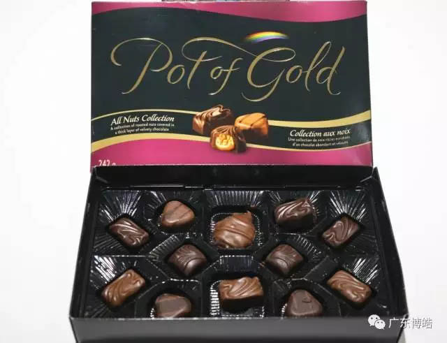 還有可愛的小伙伴為大家?guī)砹讼闾鸬那煽肆?！哇！味道好極了！